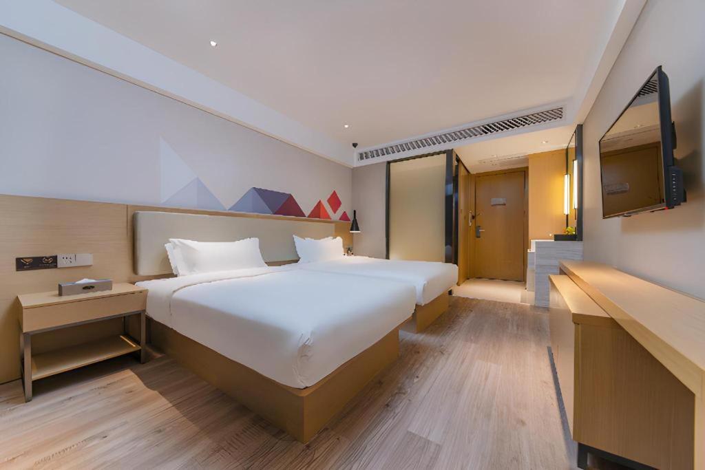 City Comfort Inn Guangzhou Shixi Metro Station Pazhou Exhibition Экстерьер фото
